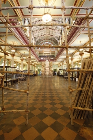 Jitish Kallat, Circa, 2011, Pigmented cast resin, steel, rope Installation dimensions variable, Unique, Image: Courtesy Bhau Daji Lad Museum Mumbai 